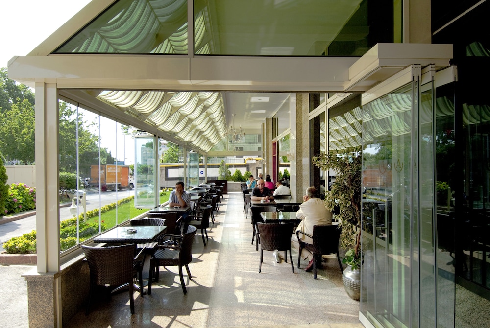 Akgun Istanbul Hotel, WorldHotels Crafted — Restaurant & bars in Istanbul, Istanbul
