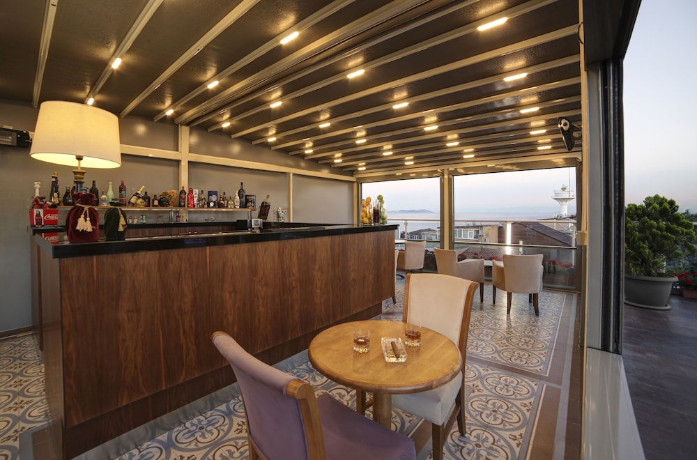 Almina Hotel - Special Class — Restaurant & bars in Istanbul, Istanbul