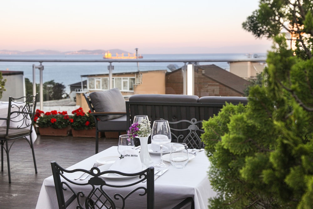 Almina Hotel - Special Class — Restaurant & bars in Istanbul, Istanbul