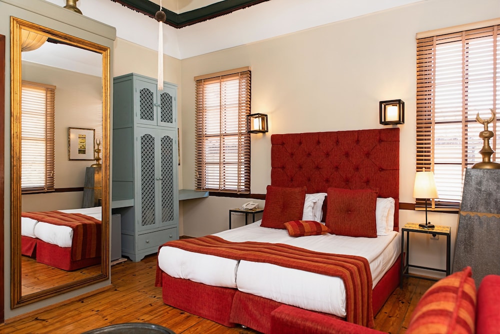 Alp Pasa Hotel - Special Class — Hotel rooms in Antalya