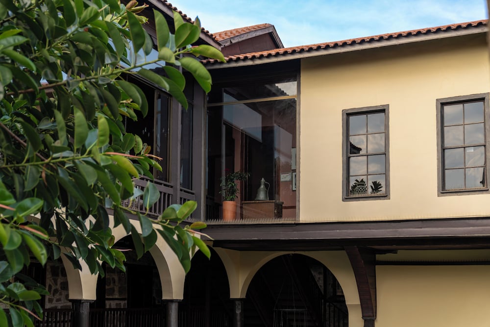 Alp Pasa Hotel - Special Class — Hotel building in Antalya