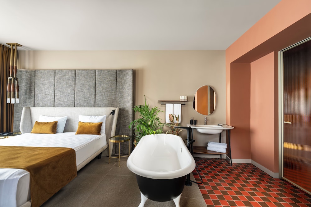 Alp Pasa Hotel - Special Class — Hotel rooms in Antalya