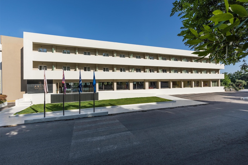 Ariti Grand Hotel Corfu — Hotel building in Corfu Town, Ionian Islands