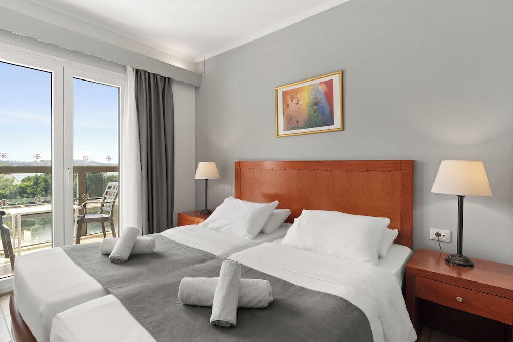 Ariti Grand Hotel Corfu — Hotel rooms in Corfu Town, Ionian Islands