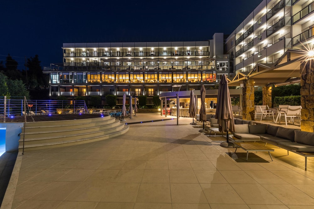 Ariti Grand Hotel Corfu — Hotel building in Corfu Town, Ionian Islands