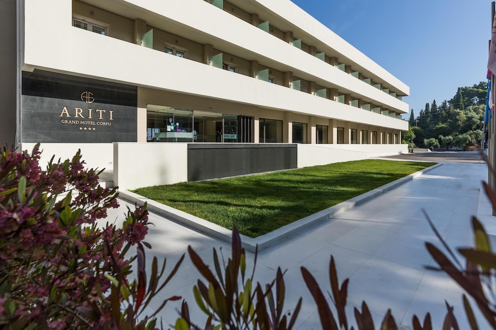 Ariti Grand Hotel Corfu — Hotel building in Corfu Town, Ionian Islands