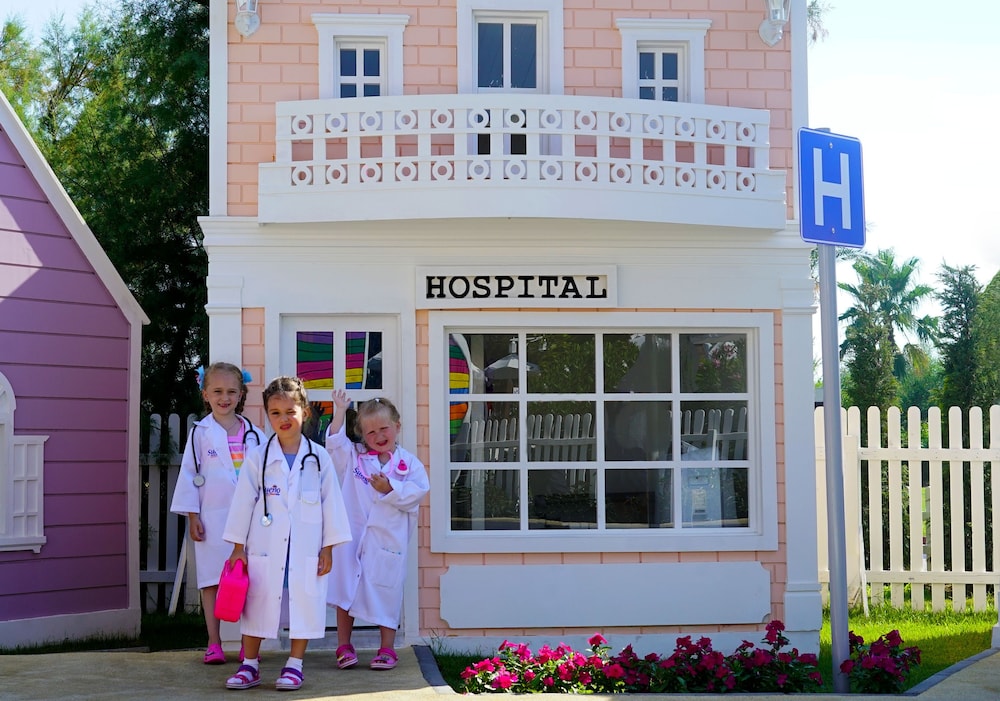 Sueno Hotels Beach Side — Attractions for children in Side