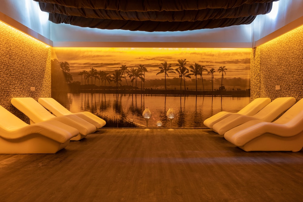 Sueno Hotels Beach Side — Spa in Side
