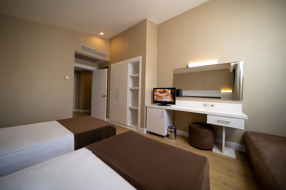 Sueno Hotels Beach Side — Hotel rooms in Side