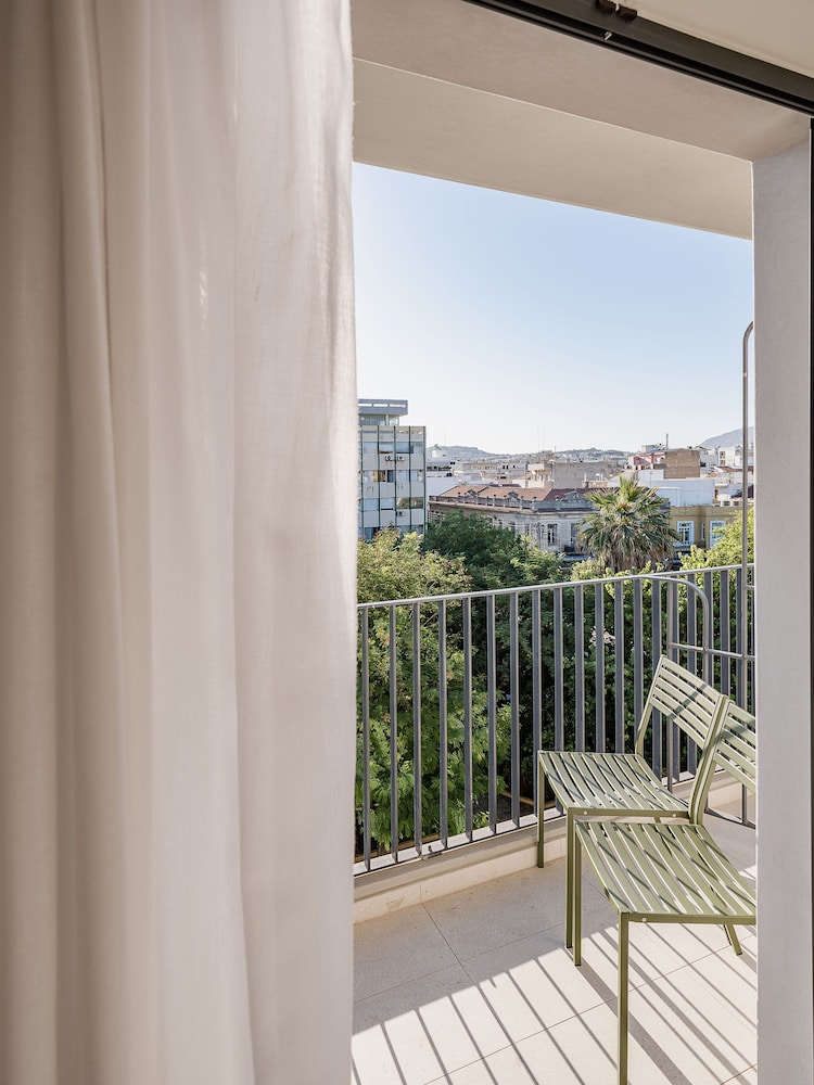 Arkadi Hotel — Hotel rooms in Chania