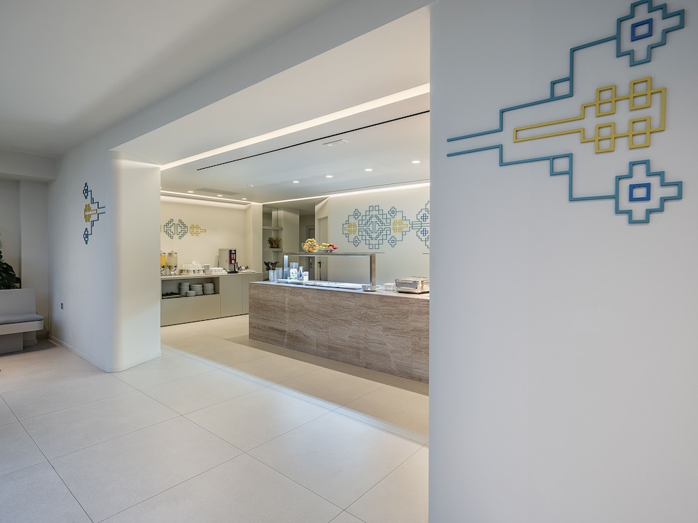 Arkadi Hotel — Restaurant & bars in Chania