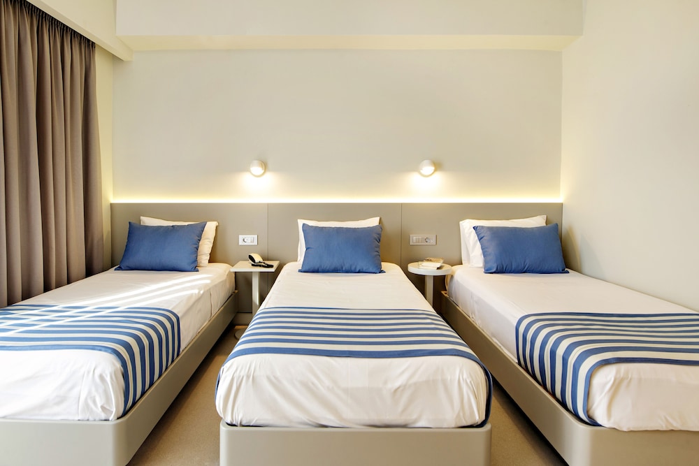 Arkadi Hotel — Hotel rooms in Chania