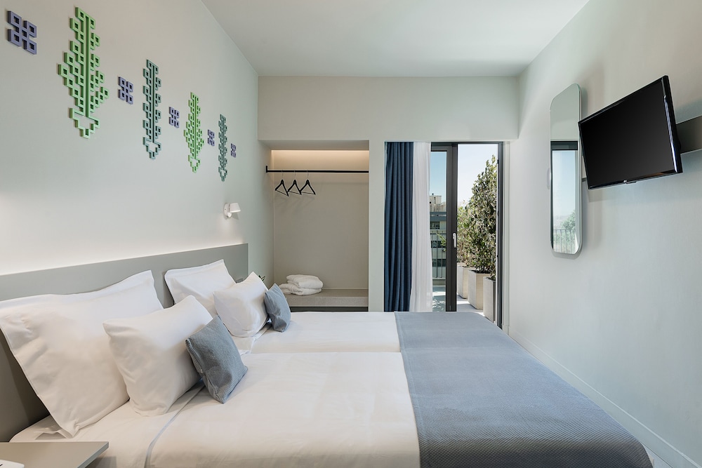 Arkadi Hotel — Hotel rooms in Chania