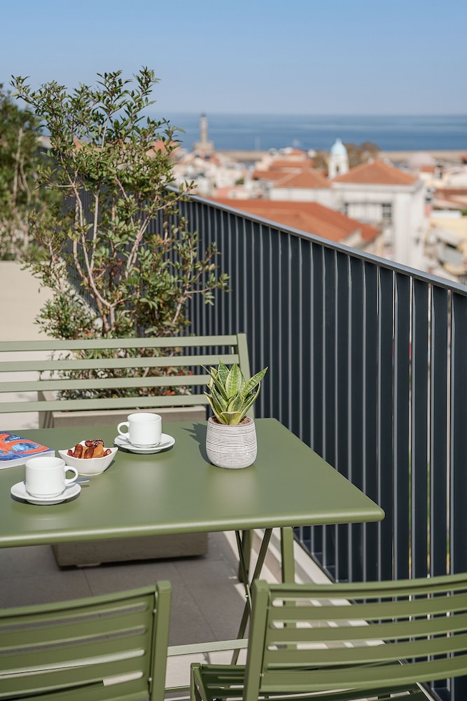Arkadi Hotel — Hotel rooms in Chania