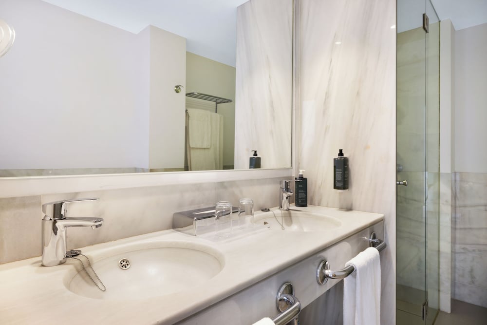 CM Playa del Moro Hotel — Hotel rooms in Cala Millor, Balearic Islands