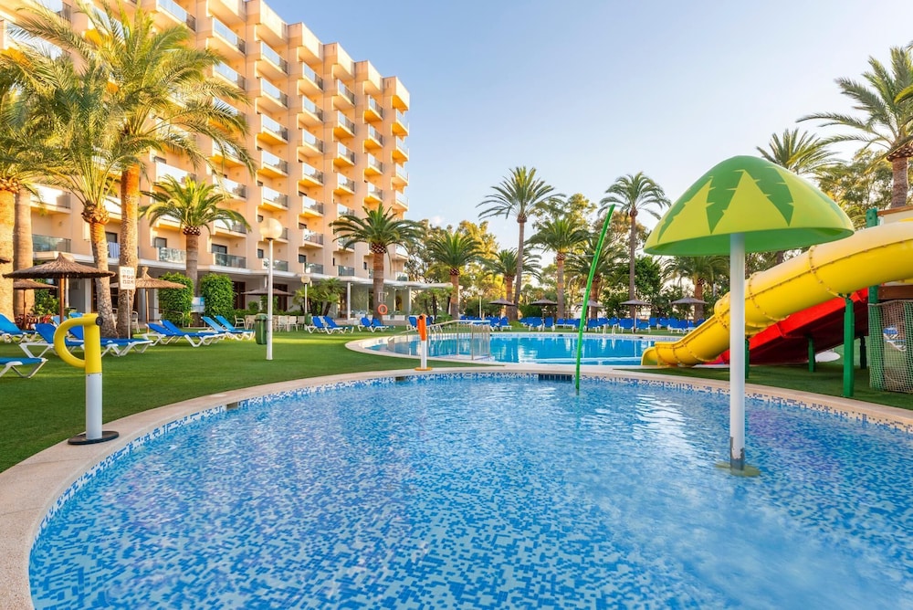 Port Denia Hotel — Swimming pool in Denia, Valencian Community