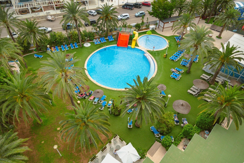 Port Denia Hotel — Swimming pool in Denia, Valencian Community