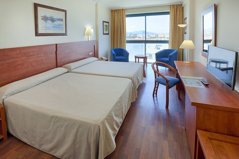 Port Denia Hotel — Hotel rooms in Denia, Valencian Community