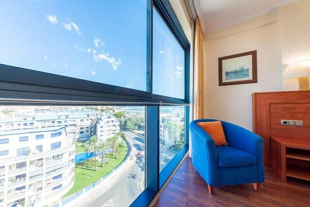 Port Denia Hotel — Hotel rooms in Denia, Valencian Community