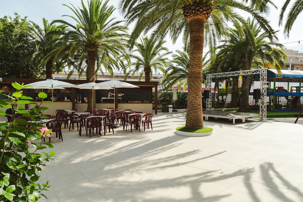 Port Denia Hotel — Restaurant & bars in Denia, Valencian Community
