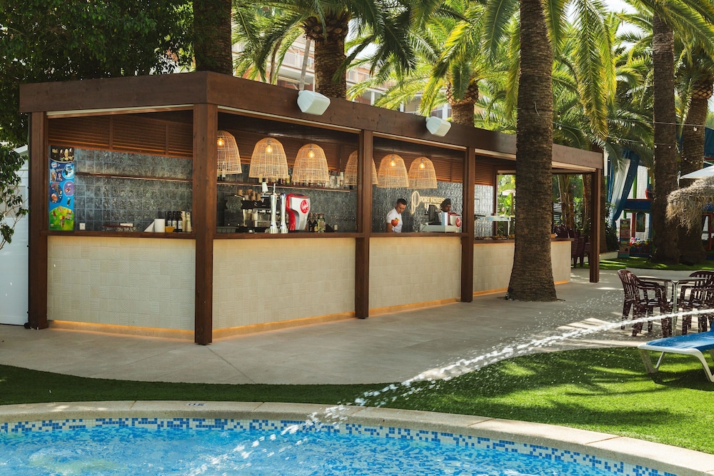 Port Denia Hotel — Restaurant & bars in Denia, Valencian Community