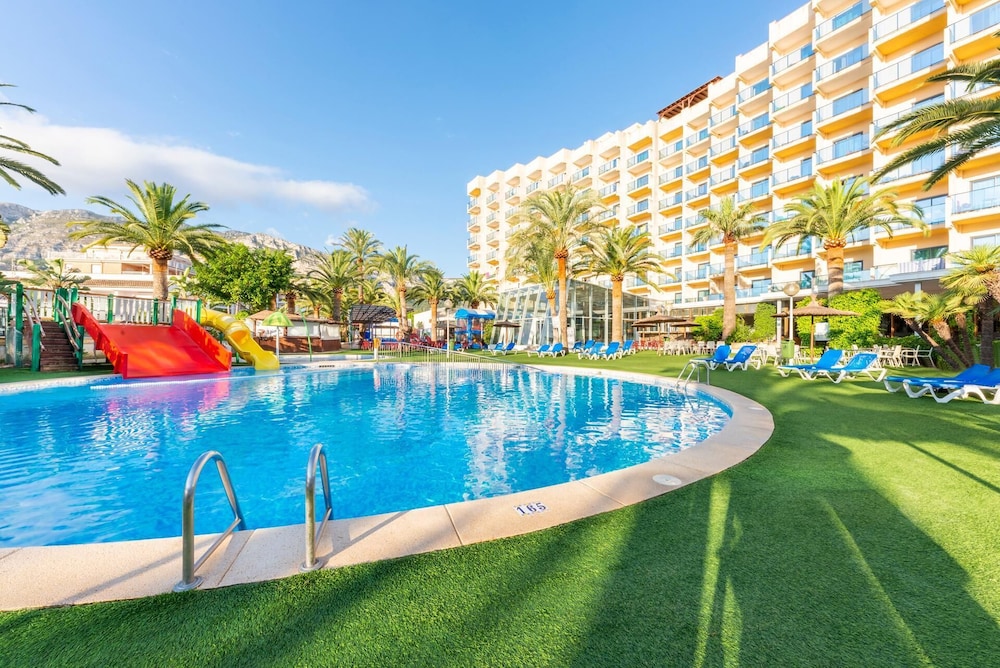 Port Denia Hotel — Swimming pool in Denia, Valencian Community