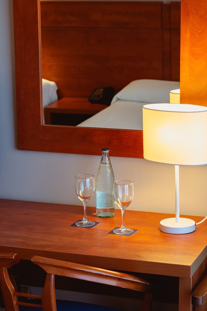 Port Denia Hotel — Hotel rooms in Denia, Valencian Community