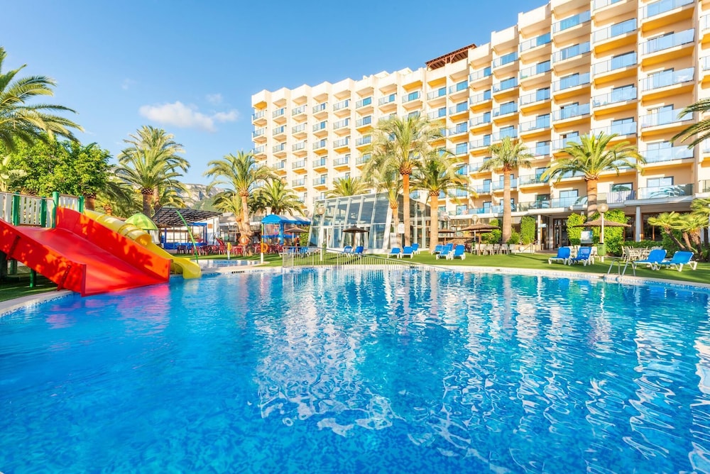 Port Denia Hotel — Swimming pool in Denia, Valencian Community