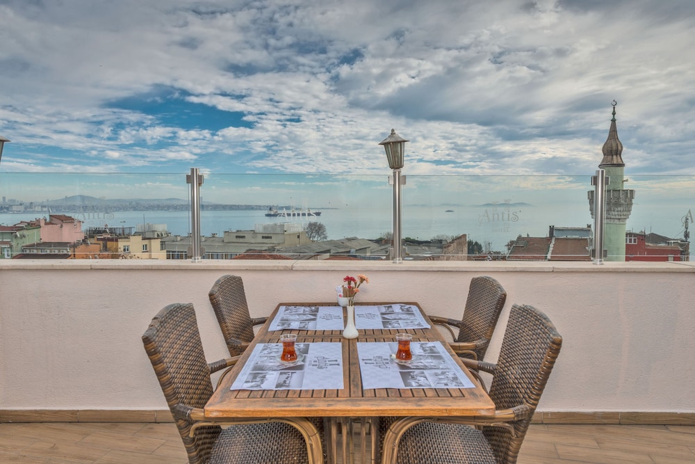 Antis Hotel - Special Class — Restaurant & bars in Istanbul, Istanbul