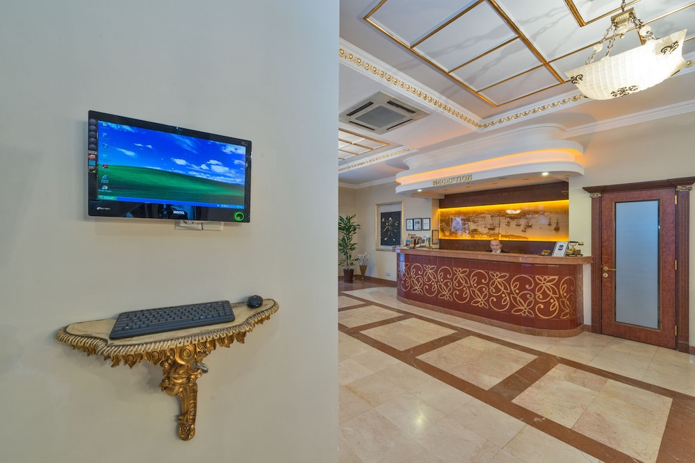 Antis Hotel - Special Class — Hotel building in Istanbul, Istanbul