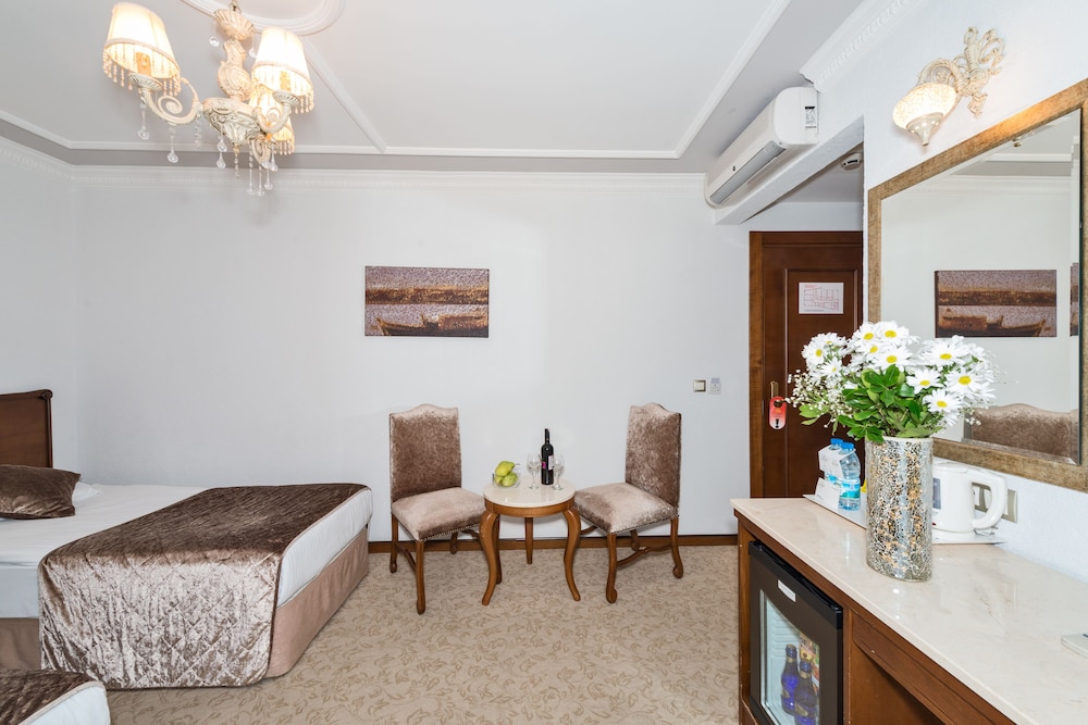 Antis Hotel - Special Class — Hotel rooms in Istanbul, Istanbul