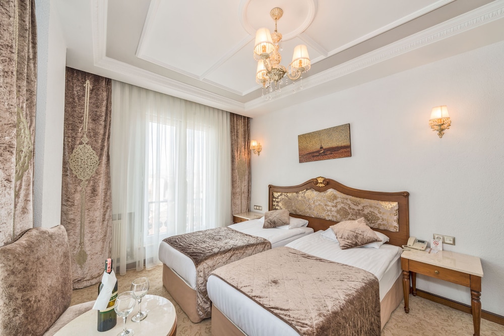 Antis Hotel - Special Class — Hotel rooms in Istanbul, Istanbul