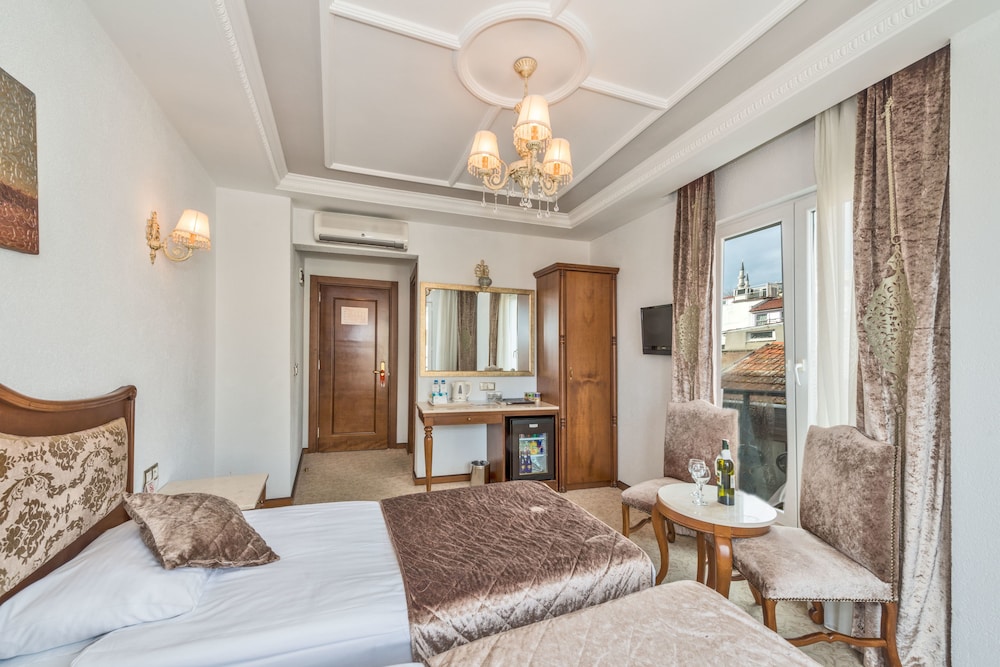 Antis Hotel - Special Class — Hotel rooms in Istanbul, Istanbul