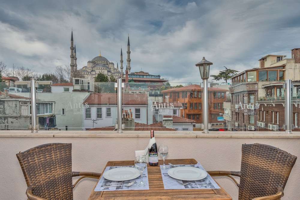 Antis Hotel - Special Class — Restaurant & bars in Istanbul, Istanbul