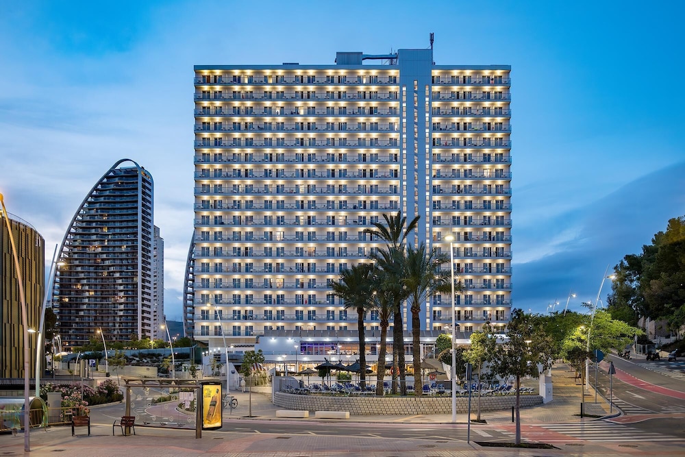 Hotel Poseidón Playa — Hotel building in Benidorm, Valencian Community