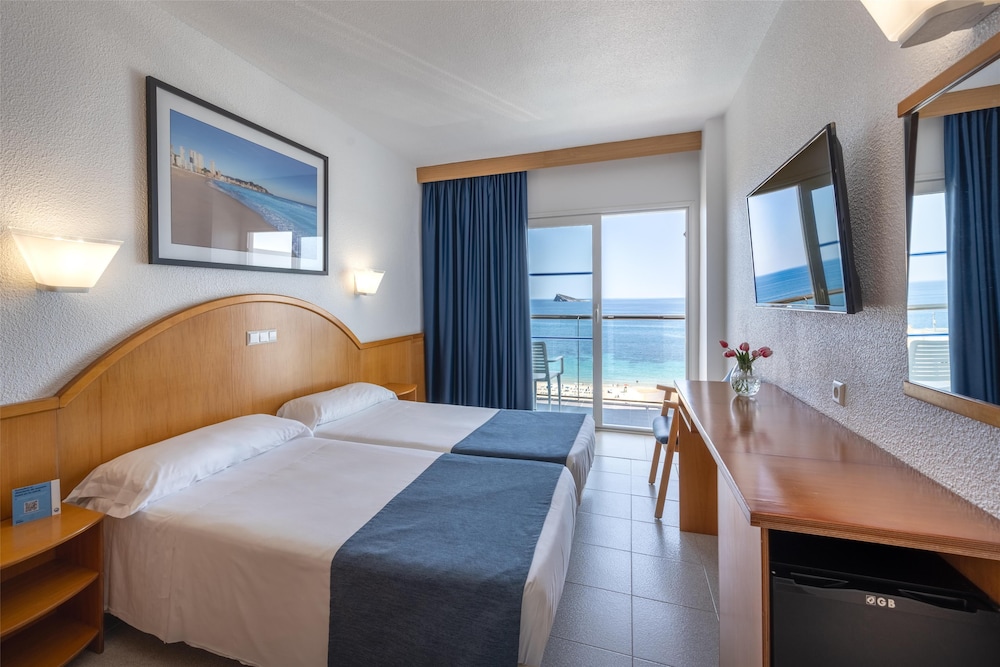 Hotel Poseidón Playa — Hotel rooms in Benidorm, Valencian Community