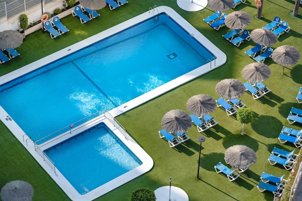 Hotel Poseidón Playa — Swimming pool in Benidorm, Valencian Community