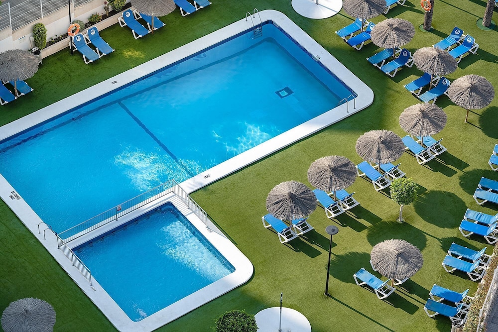Hotel Poseidón Playa — Swimming pool in Benidorm, Valencian Community