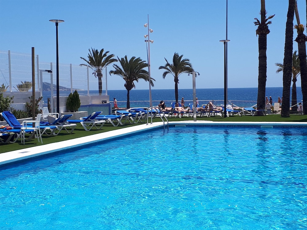 Hotel Poseidón Playa — Swimming pool in Benidorm, Valencian Community