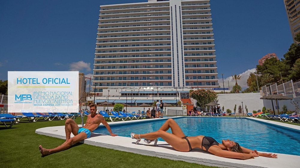 Hotel Poseidón Playa — Swimming pool in Benidorm, Valencian Community