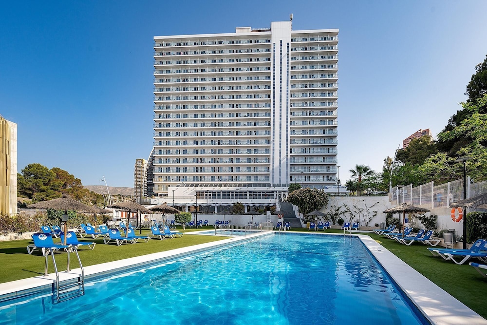 Hotel Poseidón Playa — Swimming pool in Benidorm, Valencian Community