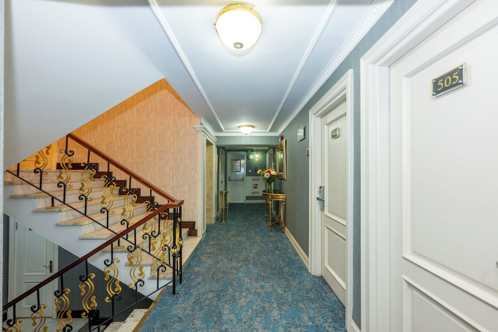 Arden City Hotel - Special Class — Hotel building in Istanbul, Istanbul