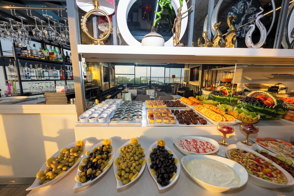 Arden City Hotel - Special Class — Restaurant & bars in Istanbul, Istanbul
