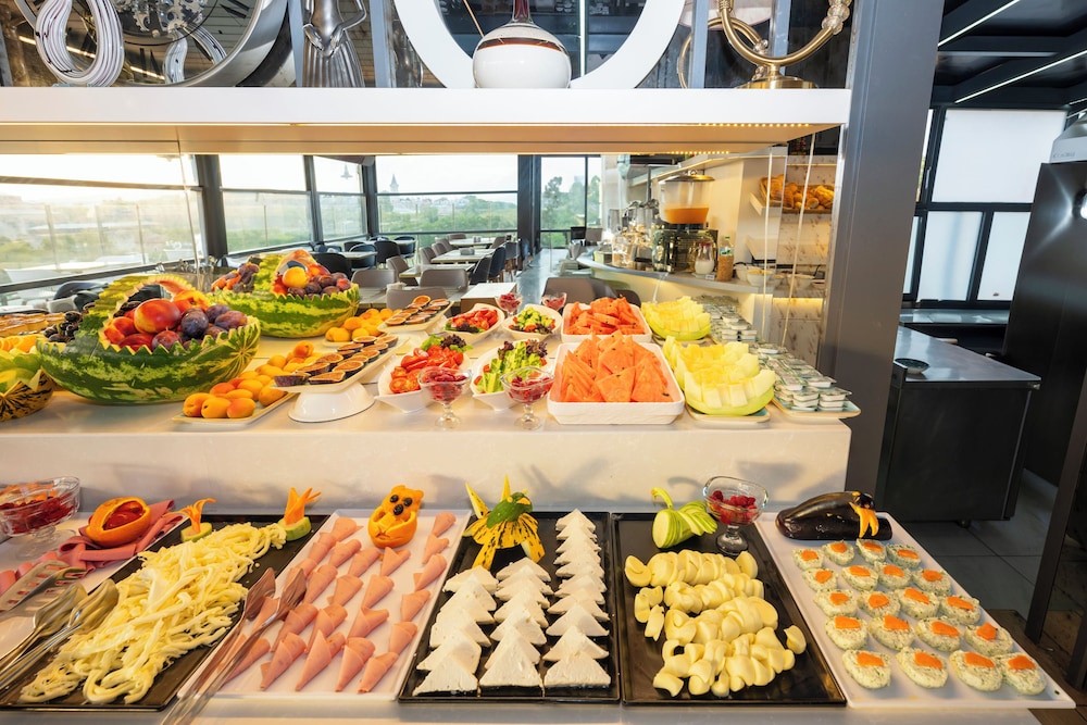 Arden City Hotel - Special Class — Restaurant & bars in Istanbul, Istanbul