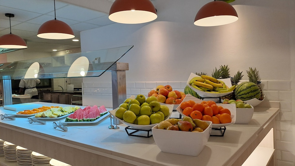 Hotel Rosamar Garden Resort — Restaurant & bars in Lloret de Mar, Catalonia