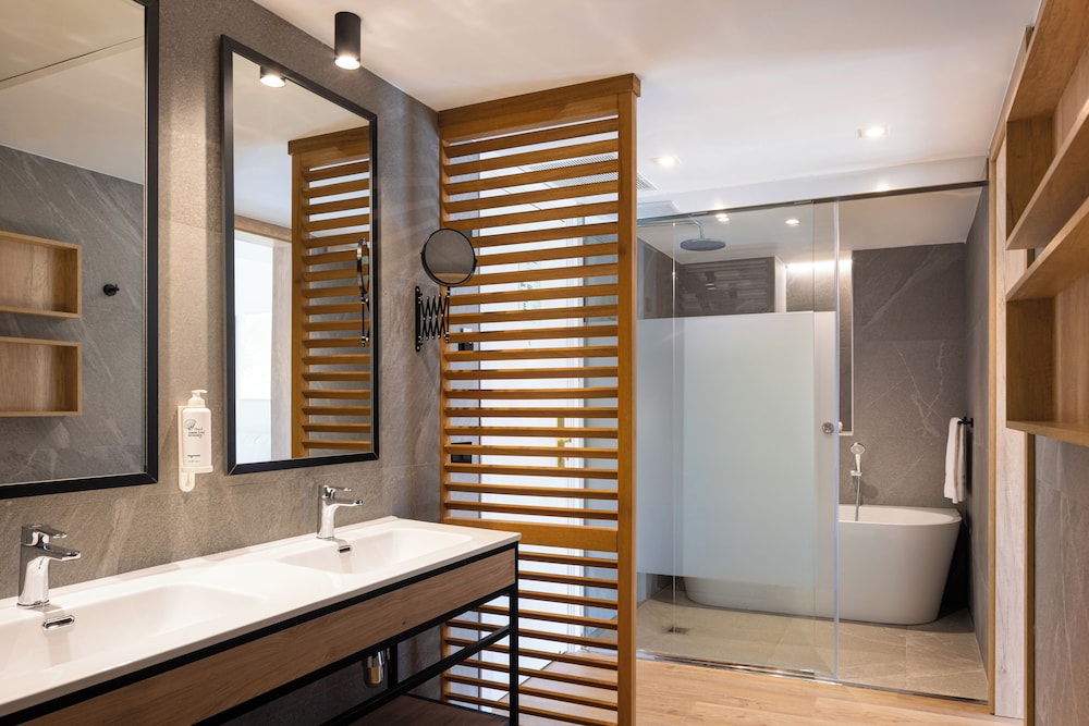 htop Amatista — Hotel rooms in Lloret de Mar, Catalonia