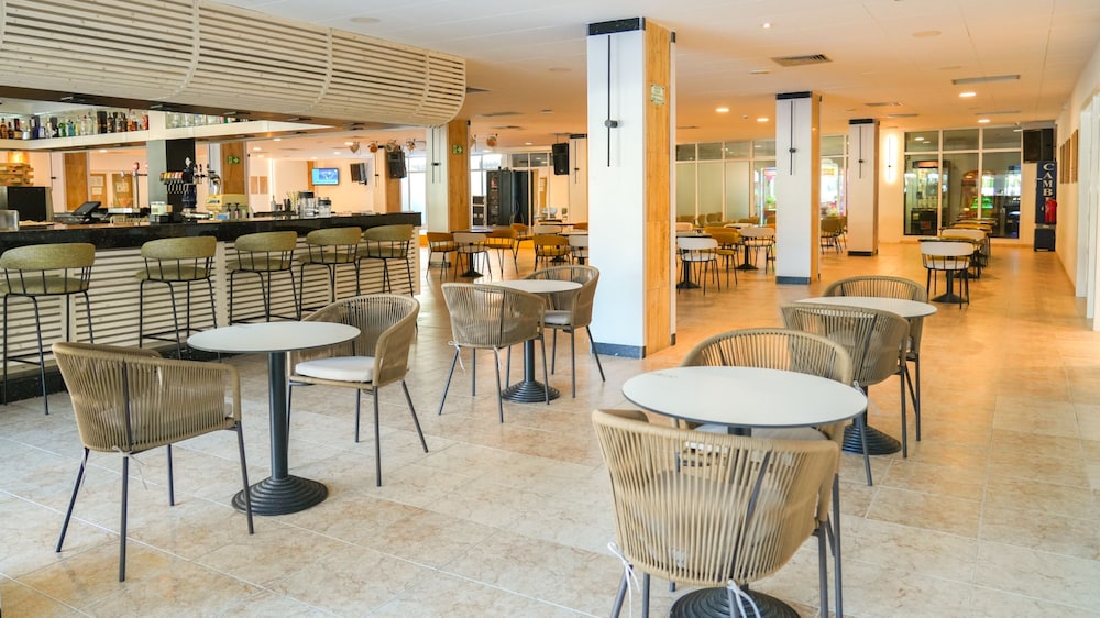 htop Amatista — Restaurant & bars in Lloret de Mar, Catalonia
