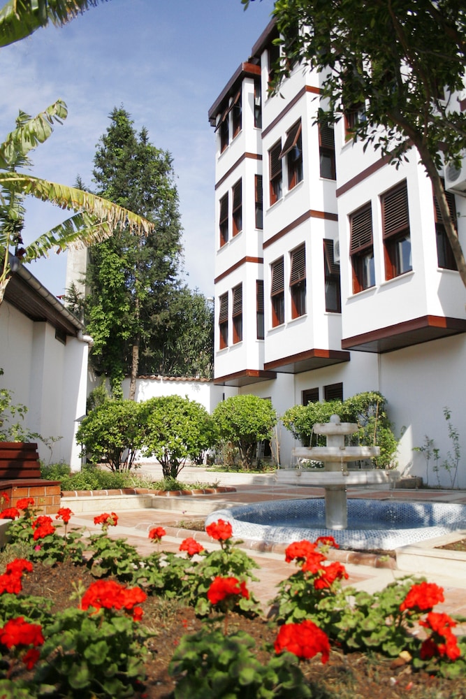 Aspen Hotel - Special Class — Hotel building in Antalya