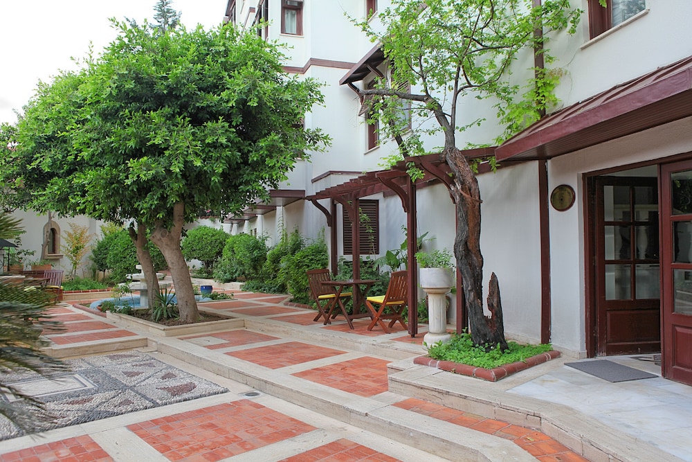 Aspen Hotel - Special Class — Hotel building in Antalya
