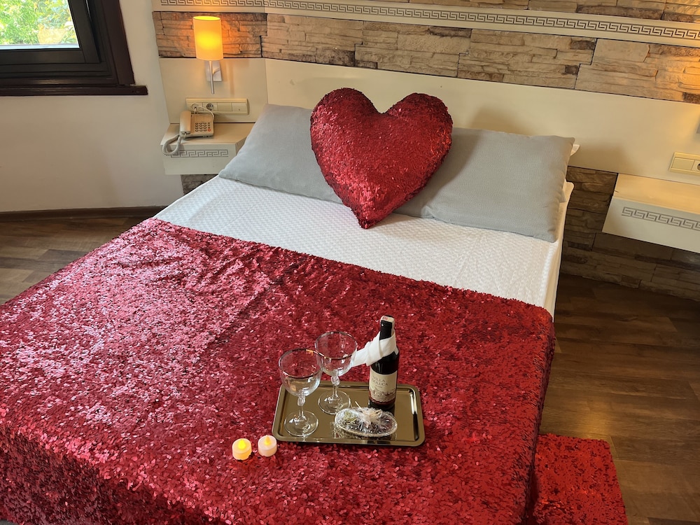 Aspen Hotel - Special Class — Hotel rooms in Antalya